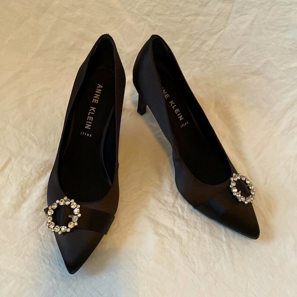 Anne Klein iflex Heels